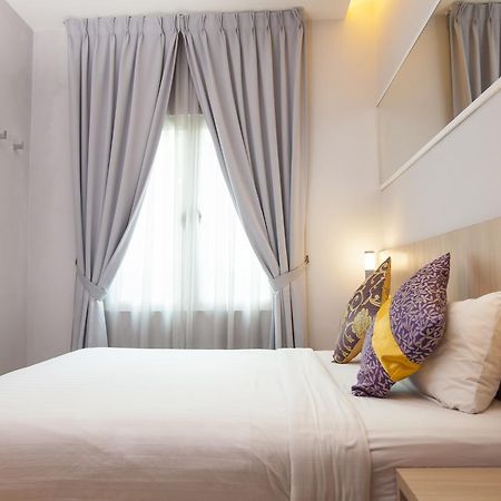 Orange Premier Hotel Wangsa Maju Куала Лумпур Екстериор снимка