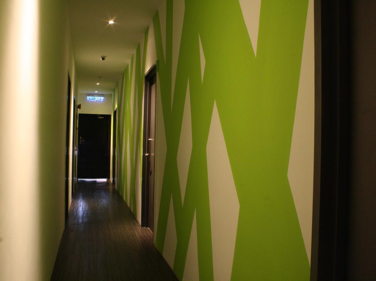 Orange Premier Hotel Wangsa Maju Куала Лумпур Екстериор снимка
