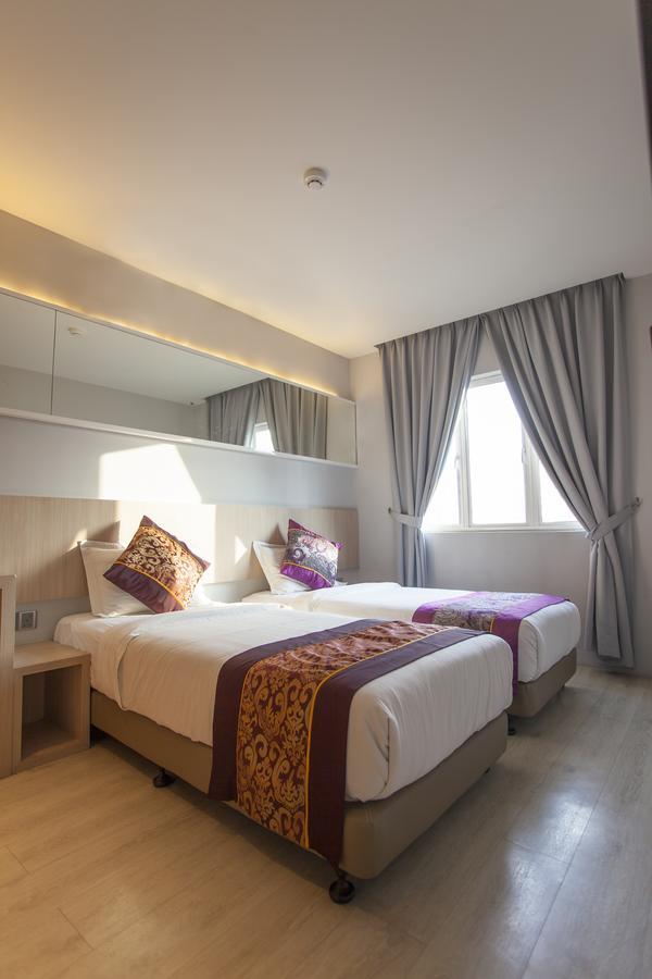 Orange Premier Hotel Wangsa Maju Куала Лумпур Екстериор снимка